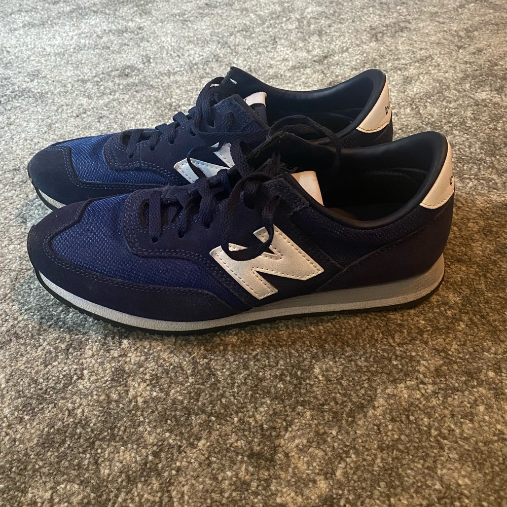 New Balance Size 8 Shoe